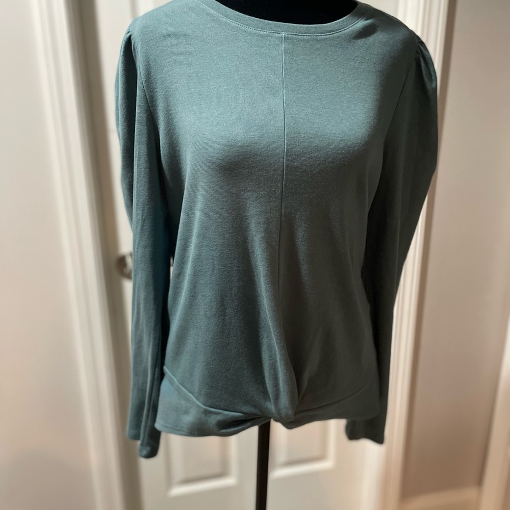 Nine West top